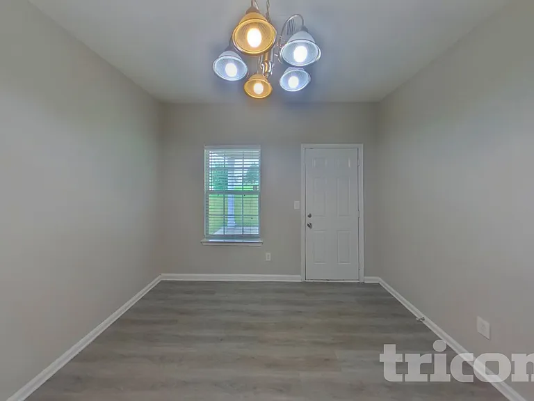 15 Silver Willow Walk — Photo 5