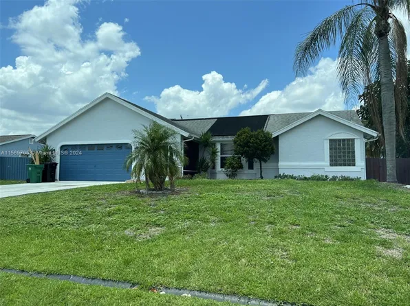 863 SW McComb Ave, Port Saint Lucie, FL 34953