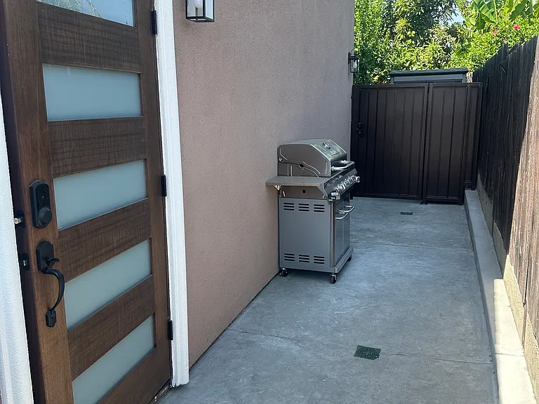 621 N Hatfield Ave #A — Photo 24