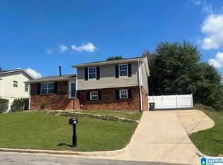 776 Lamplighter Cir, Birmingham, AL 35214