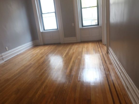3rd image of 780 Lexington Ave APT 4