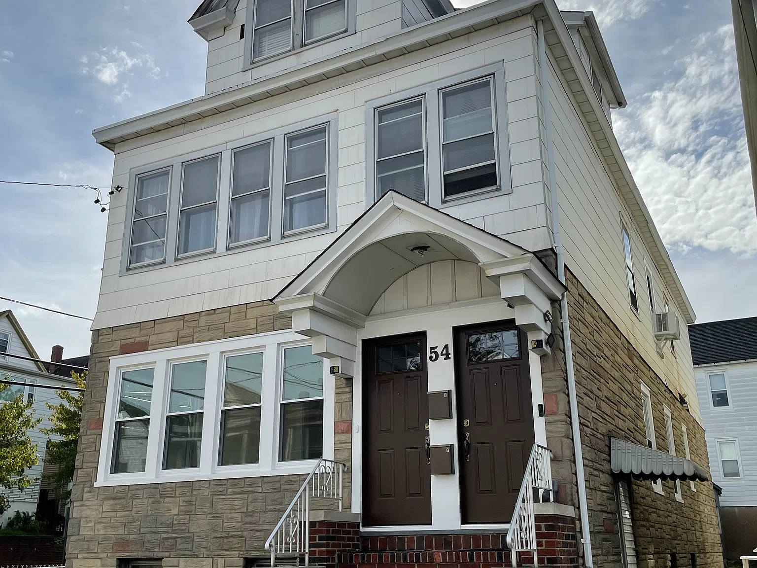 2 bed, $2,800 — Photo 1