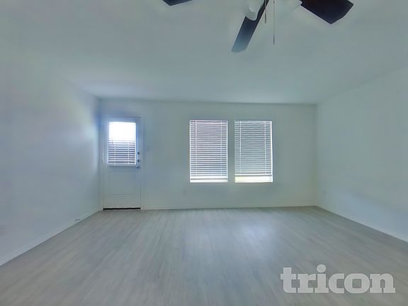 3rd image of 11826 Hermosa Ln