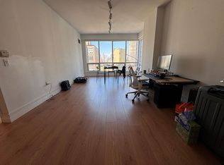 350 W 42nd St APT 21D, New York, NY