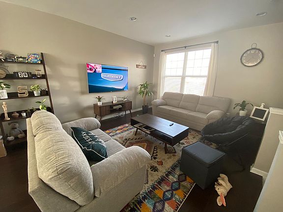 2nd image of 2629 Helmsdale Cir