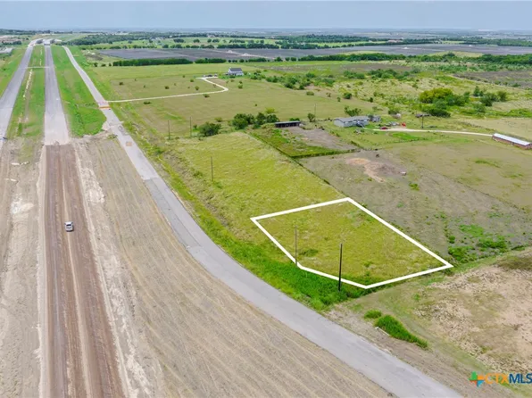 12076 Hunt Hill Rd, Rogers, TX 76569