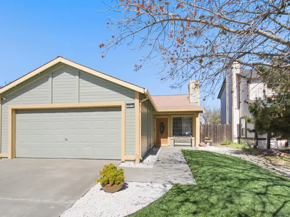 1377 Elwood St, Woodland, CA 95776