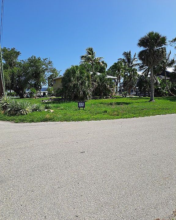 1st image of 0 Dolphin St
