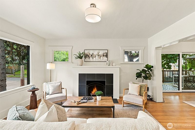 3rd image of 5503 4th Avenue NW