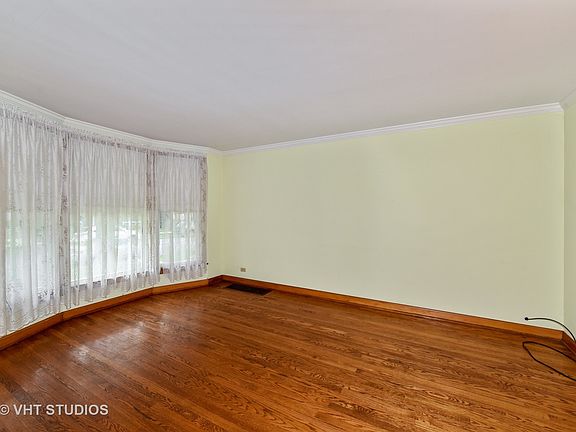2nd image of 6330 W Cuyler Ave
