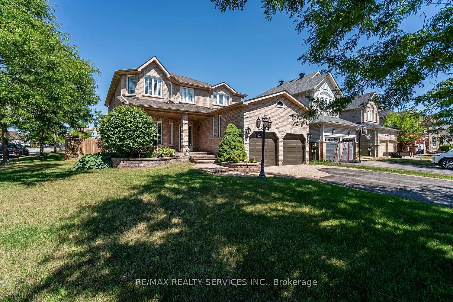 5 bed, $3,399 — Photo 3