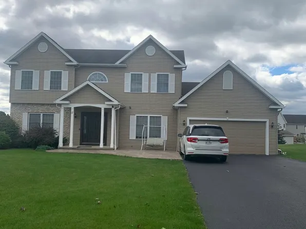 17 Ambush Ln, Churchville, NY 14428