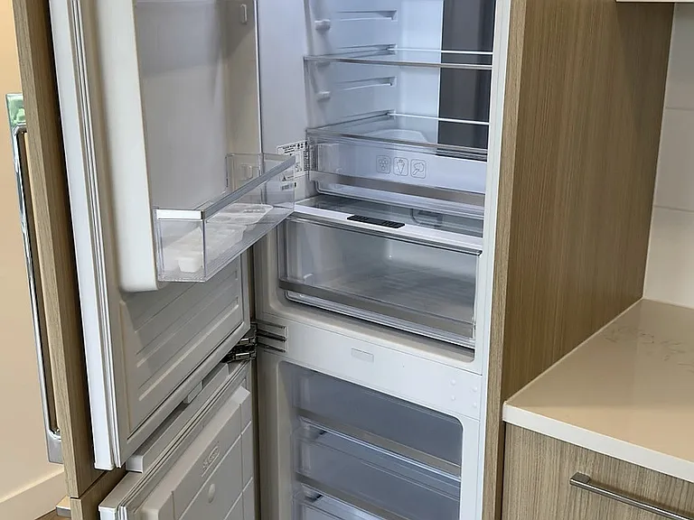 9675 King George Blvd #310 — Photo 35