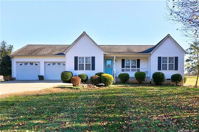 1st image of 114 Pinkney Ln