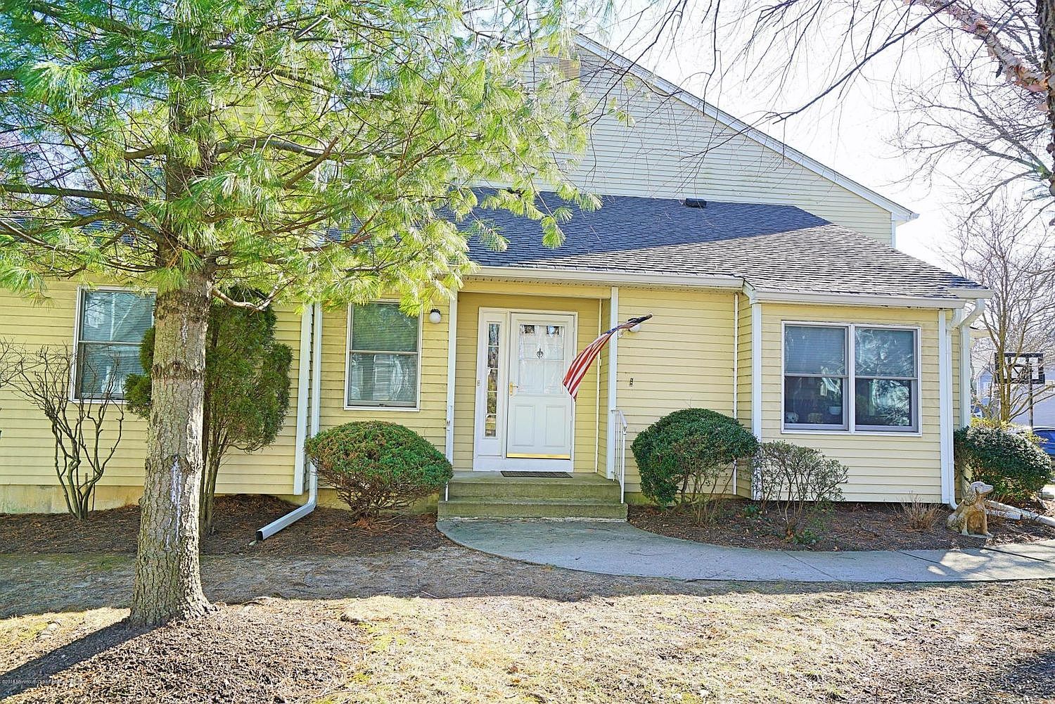 1 Mayfair Ct, Little Silver, NJ 07739 Zillow