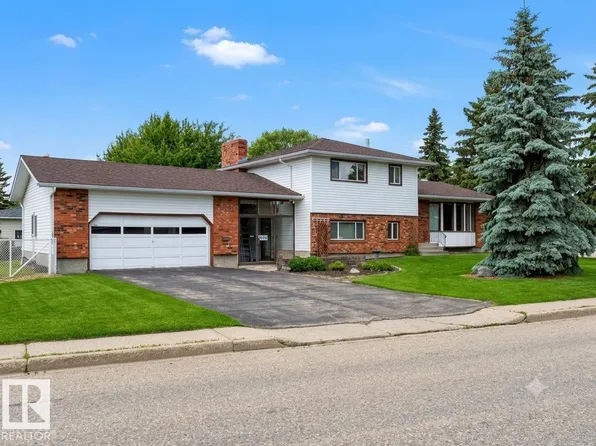 5503 Centennial Dr, Wetaskiwin, AB T9A 2H1