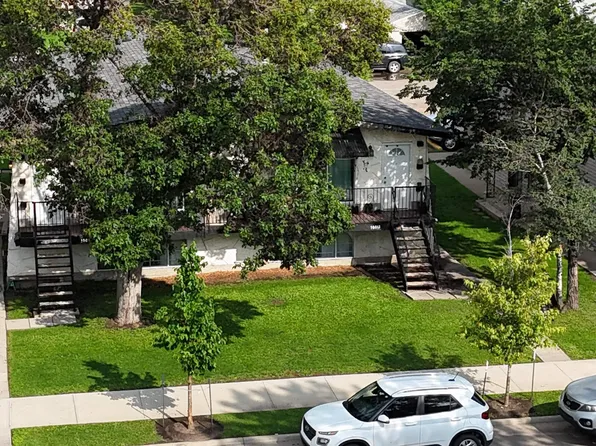 10013 153rd St NW, Edmonton, AB T5P 2B1
