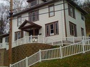 834 College Ave, Morgantown, WV 26505