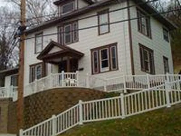 834 College Ave, Morgantown, WV 26505