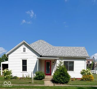 140 N Sycamore St, Dana, IN, 47847