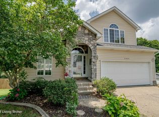 5904 Woodhaven Ridge Ct, Louisville, KY 40291