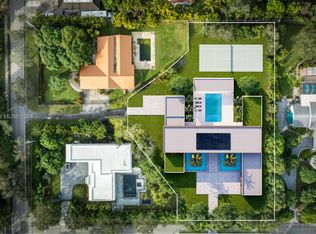 9351 SW 67th Ave, Pinecrest, FL 33156