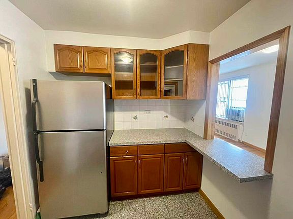 3rd image of 6714 108th St #4A