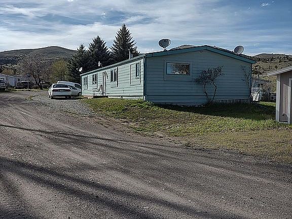 2nd image of 46 Vesta Ln