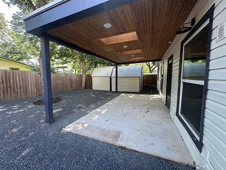 908 Plateau Cir — Photo 27
