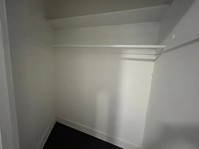 704 W Garfield Blvd #2 — Photo 8