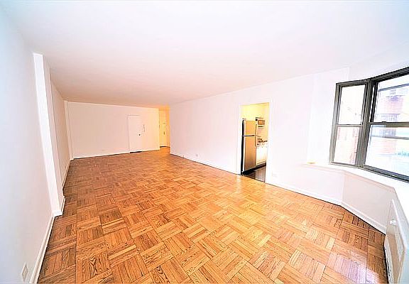 3rd image of 1700 York Ave APT 2H