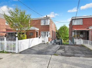 1916 Bussing Ave, Bronx, NY 10466
