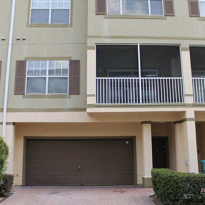 1st image of 2352 Grand Central Pkwy APT 19