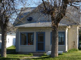 303 2nd Ave W, Ryegate, MT 59074