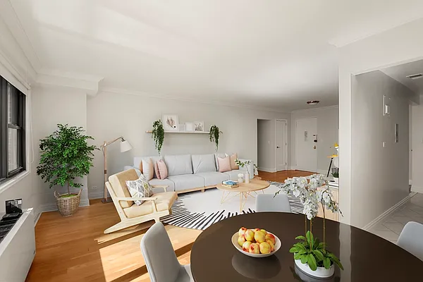 Rented by Stonehenge NYC LLC | media 2