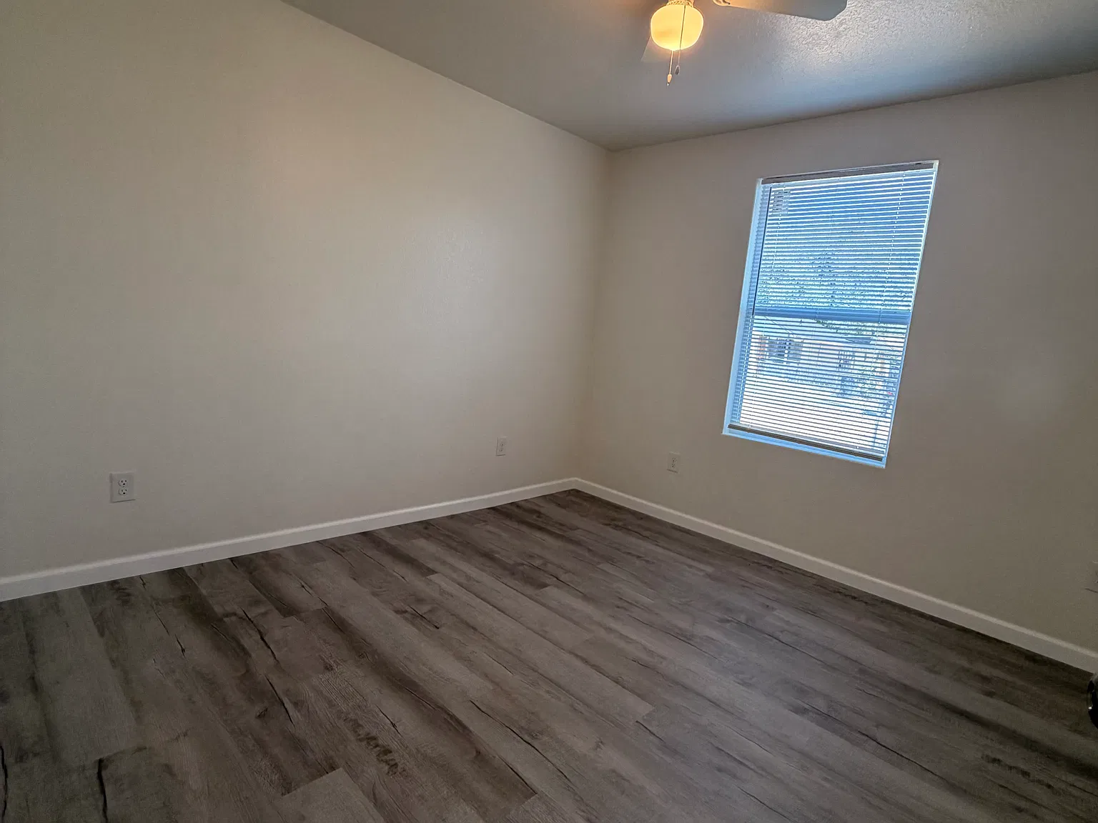 2 bed, 750 sqft, $1,195 — Photo 4