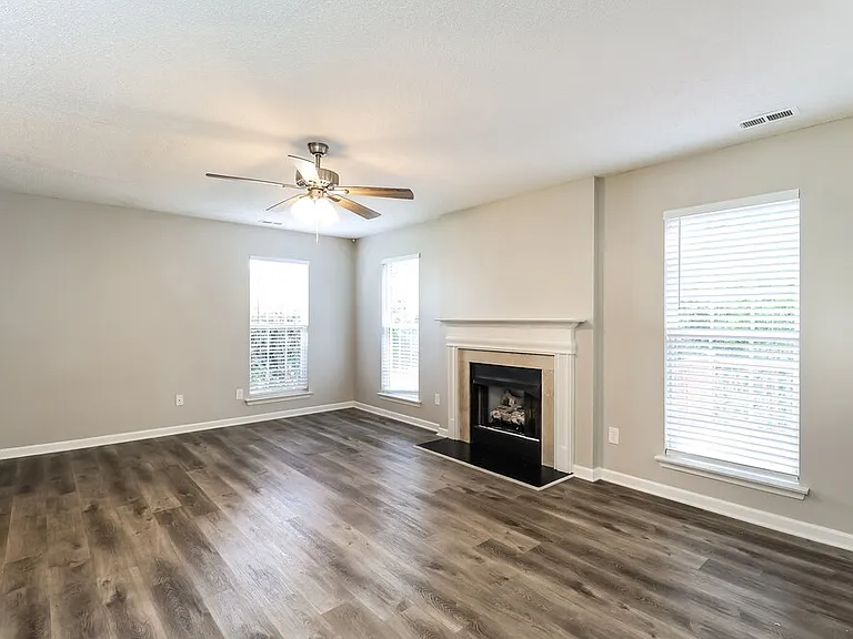 137 Lantana Dr — Photo 8