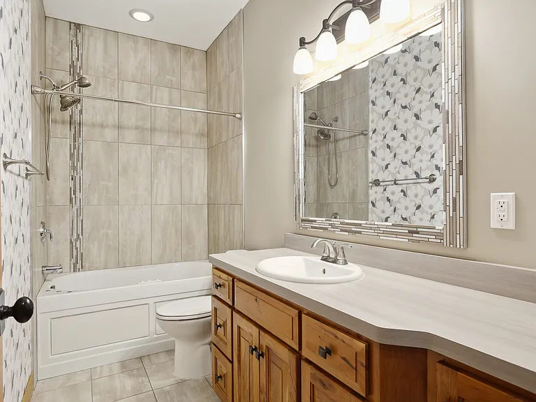 1775 Gettysburg Ct — Photo 20