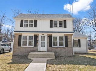 53 Hill St, Walden, NY 12586