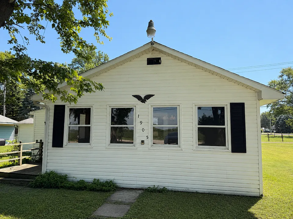 1905 14th Ave