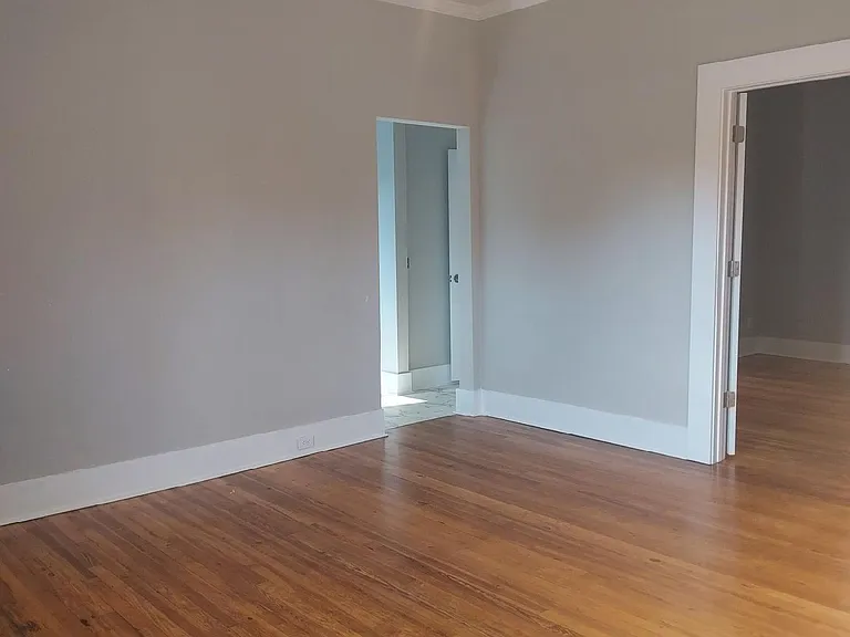 343 Main St — Photo 10