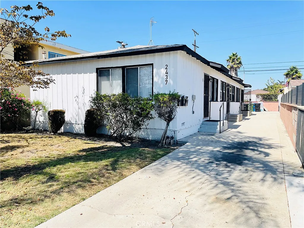 1 bed, 525 sqft, $1,950 — Photo 1