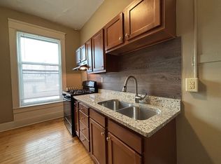 296 Bates, Saint Paul, MN 55106