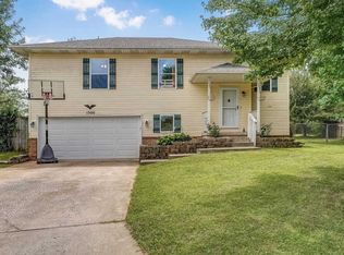 1500 W Meadow St, Ozark, MO 65721