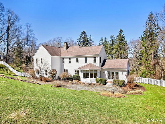 3rd image of 42 Topstone Road