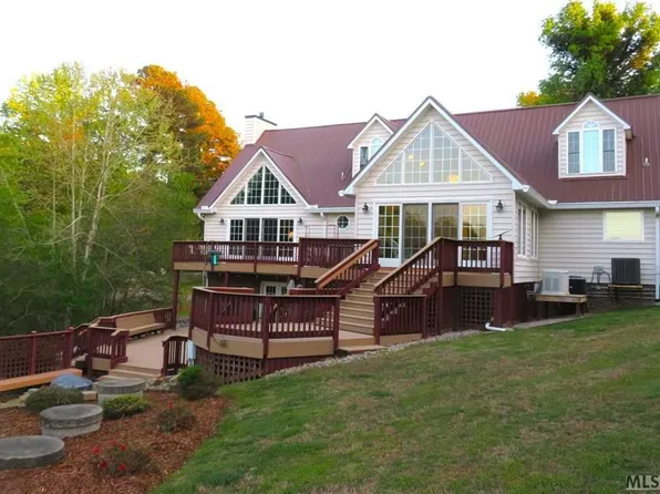 963 Golf Course Rd, Littleton, NC 27850