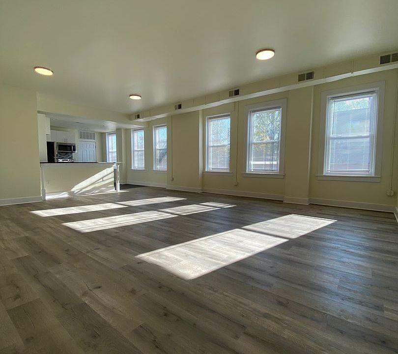 1st image of 1219 West St Floor 2