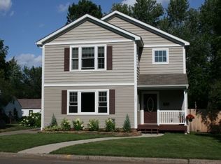 137 19th Ave N, Hopkins, MN 55343