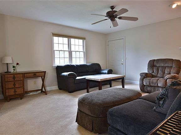 3rd image of 1852 Massachusetts Ave APT 6