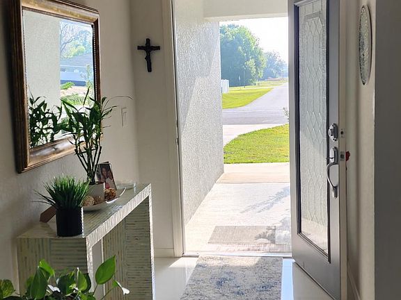 3rd image of 9048 SE 43rd Ave